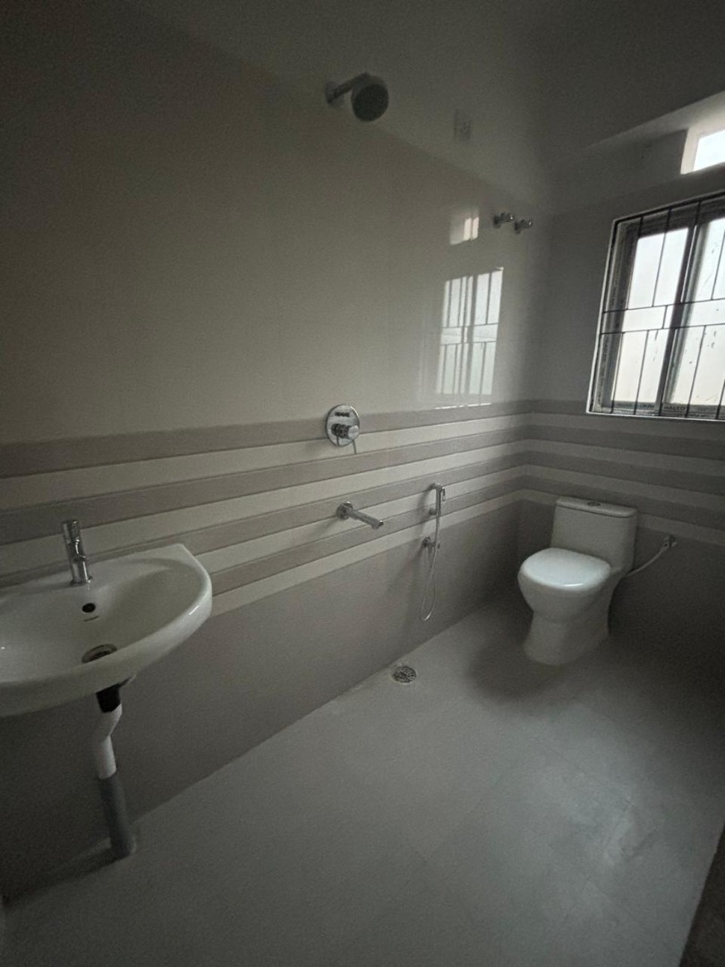 Semi Furnished 2bhk in Betkuchi, AHOM GAON, Guwahati, Assam, India for Rent
